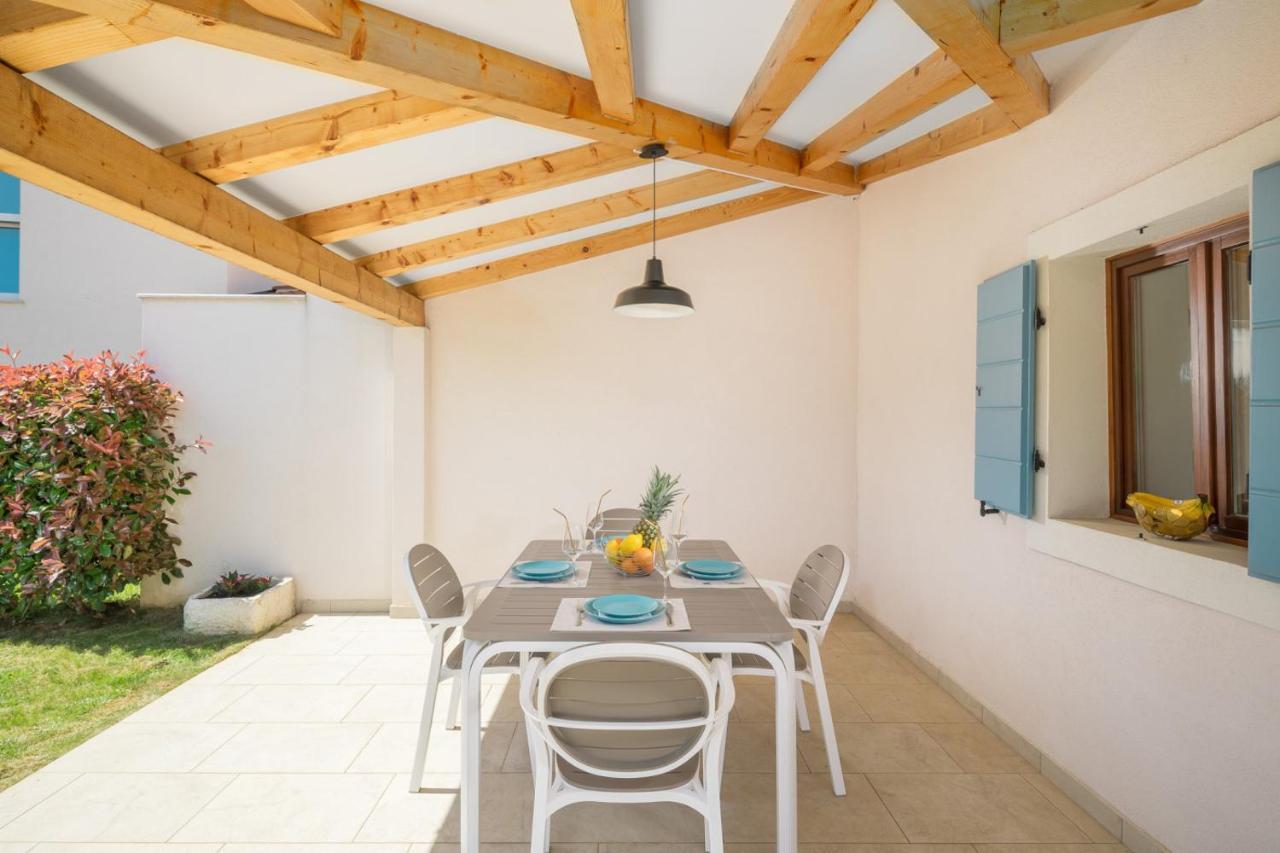 Casa Vita Holiday Home Porec Exterior photo